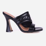 Czarne skórzane sandały na obcasie Visconi