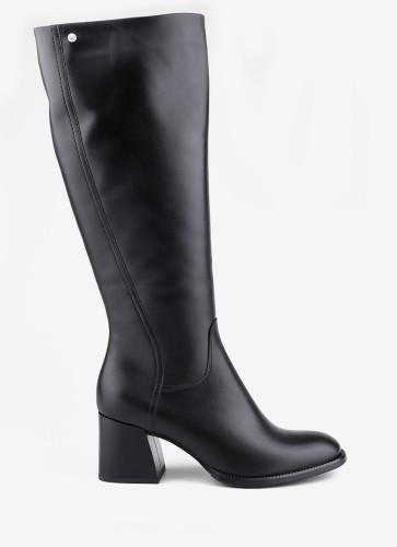 Kozaki Nero 1953 Visconi