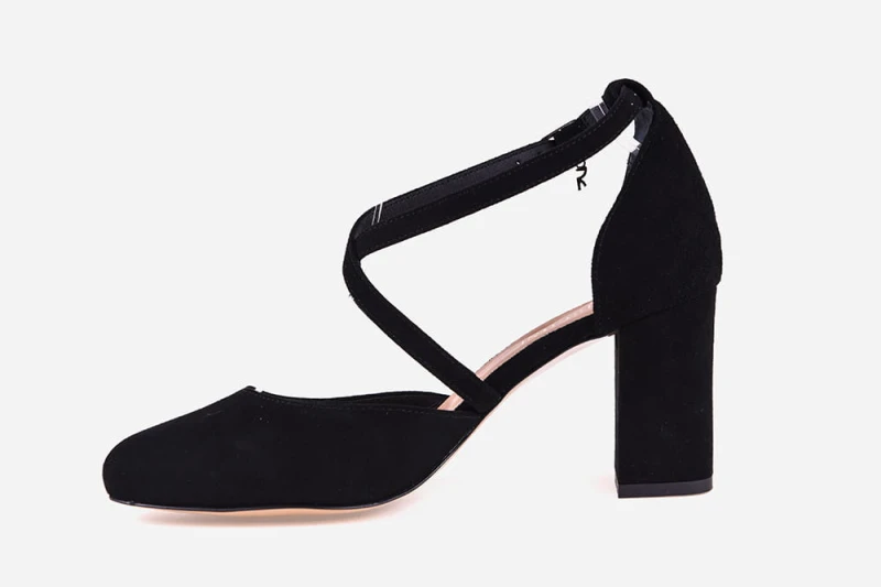 Skórzane buty odkryte Visconi czarny zamsz - 4285